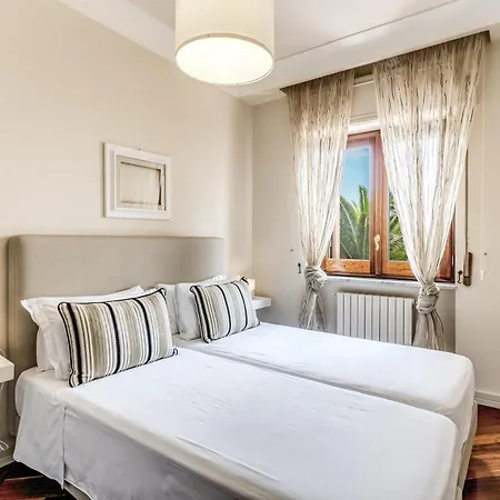 Solatia * מסה לוברנסה